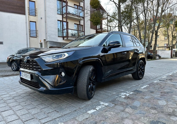 Toyota RAV4 cena 163000 przebieg: 68000, rok produkcji 2021 z Sopot małe 301